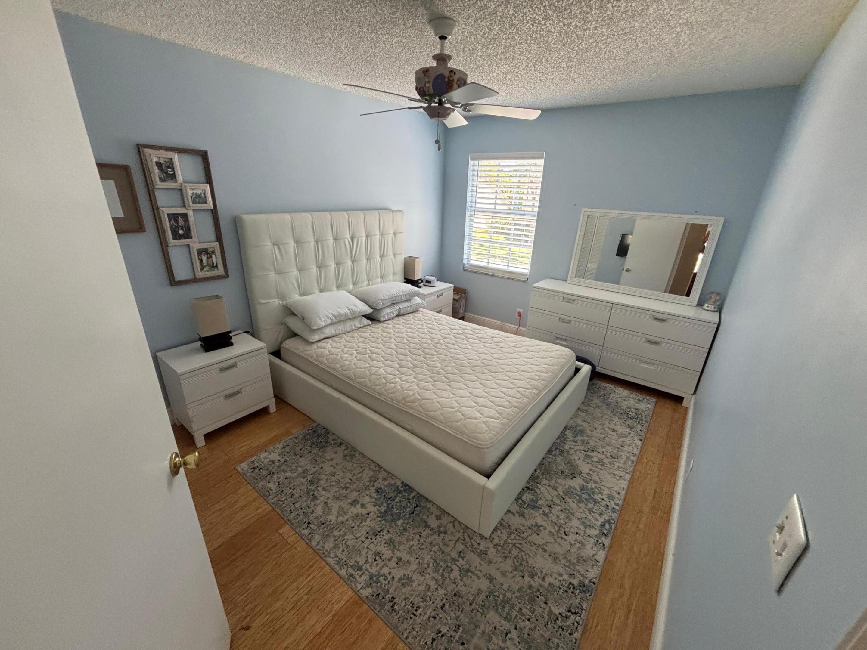 LAKE CHARLESTON PAR P AND U - Residential Lease