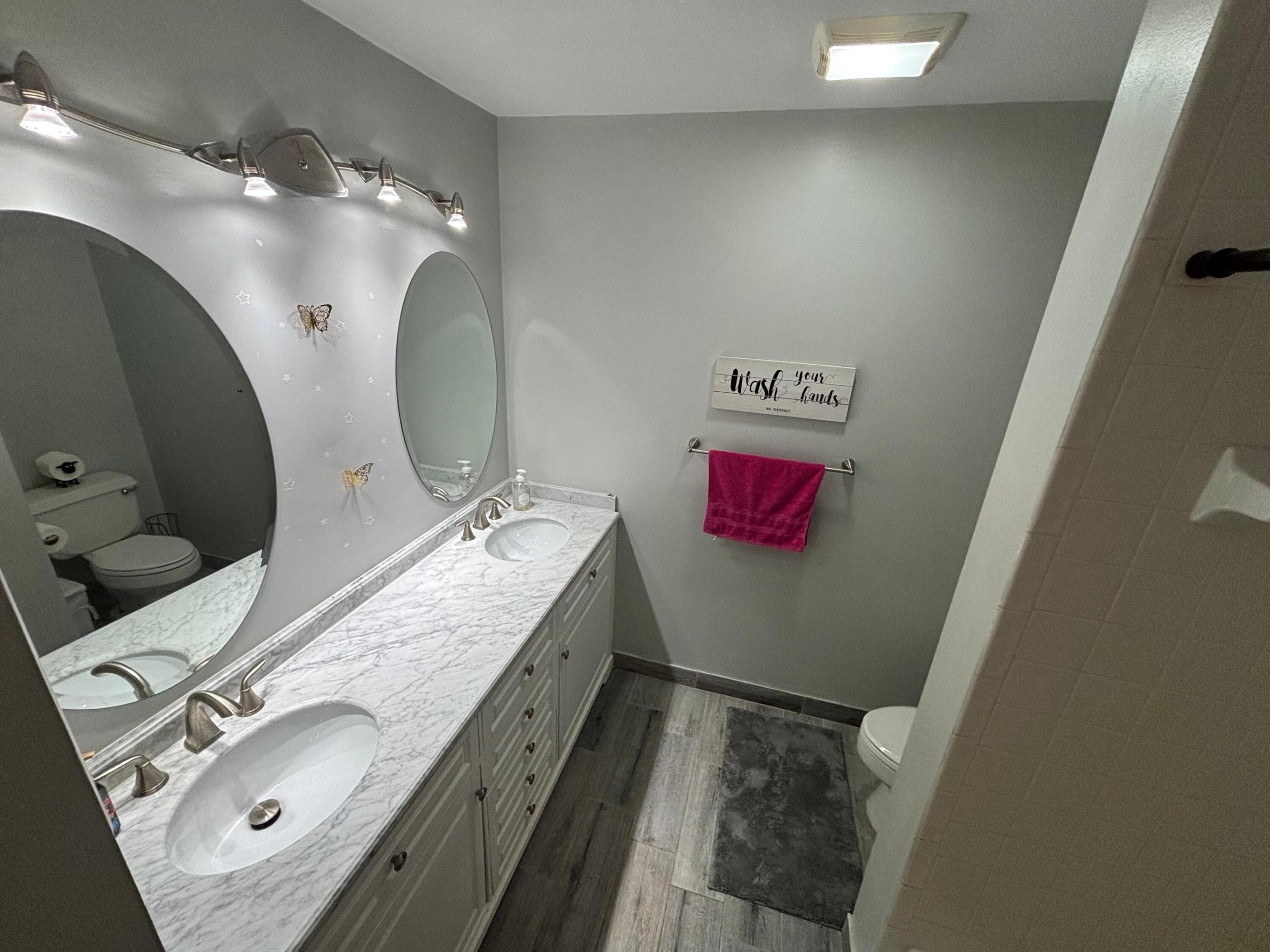 LAKE CHARLESTON PAR P AND U - Residential Lease