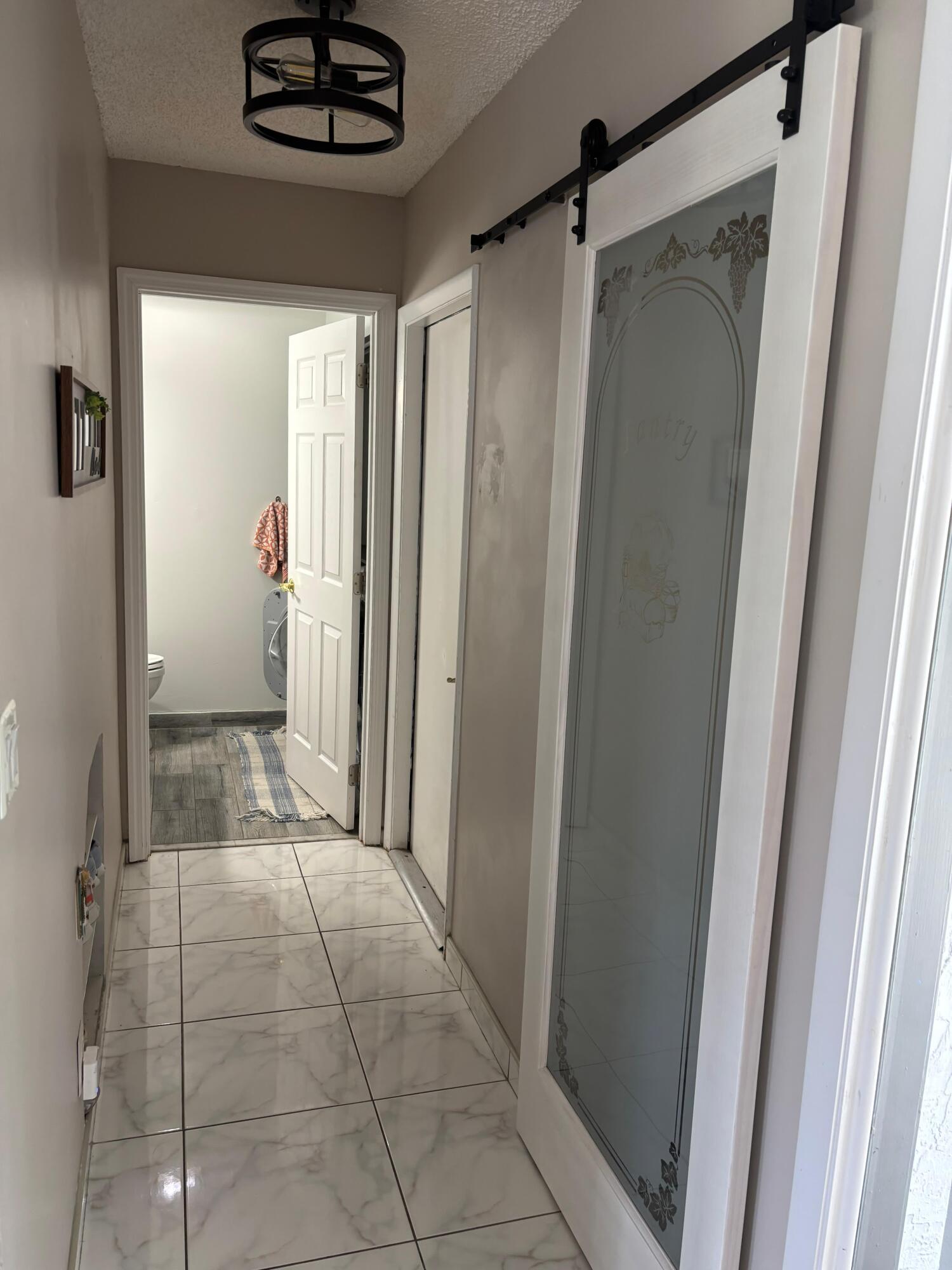 LAKE CHARLESTON PAR P AND U - Residential Lease