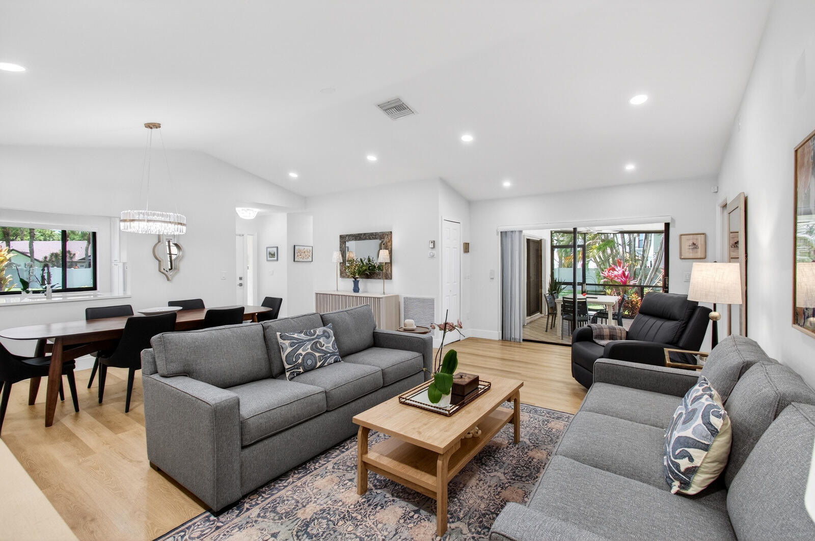 LAKES OF BOCA BARWOOD 2 - Residential