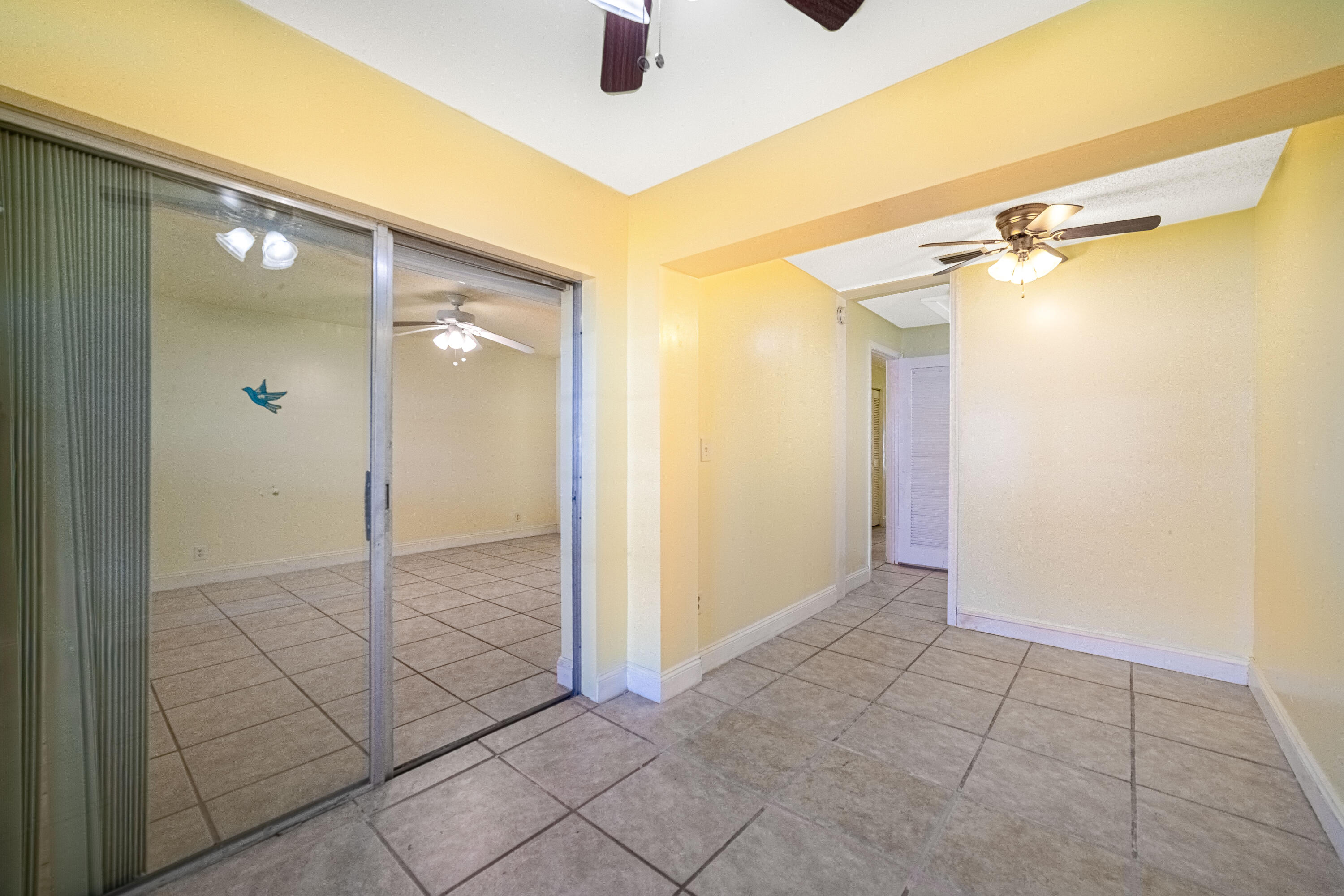 LAUDERDALE WEST CONDO NO XVII - Residential