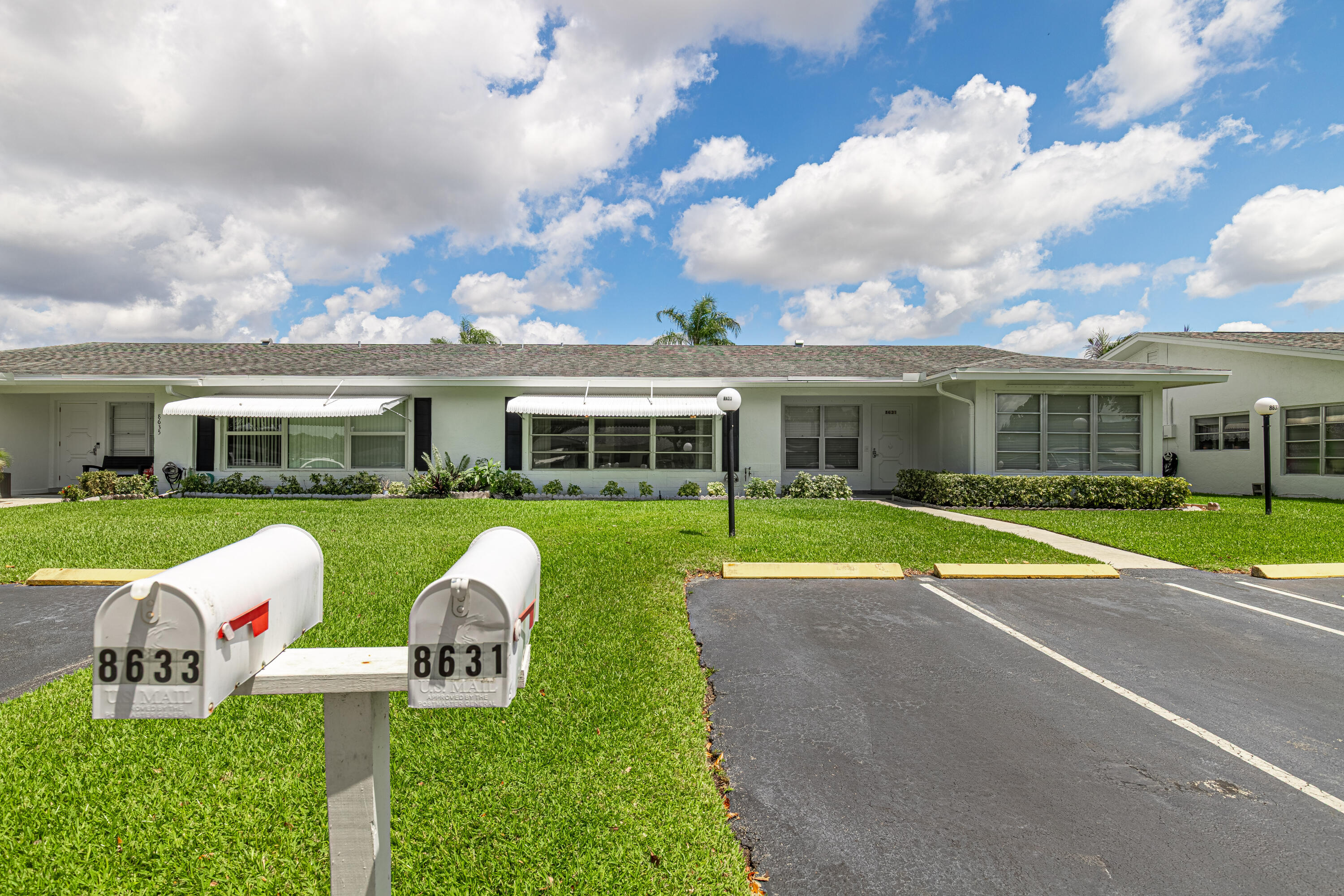 LAUDERDALE WEST CONDO NO XVII - Residential
