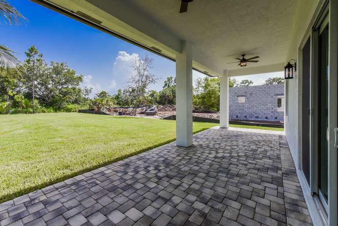 Windstone / HARBOUR BLUFF - Residential