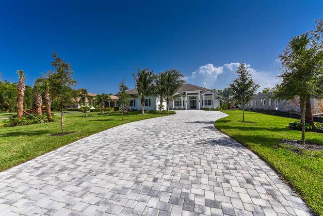 Windstone / HARBOUR BLUFF - Residential