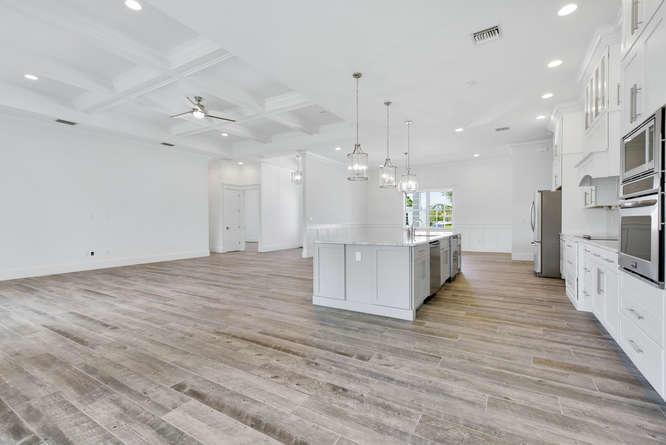 Windstone / HARBOUR BLUFF - Residential