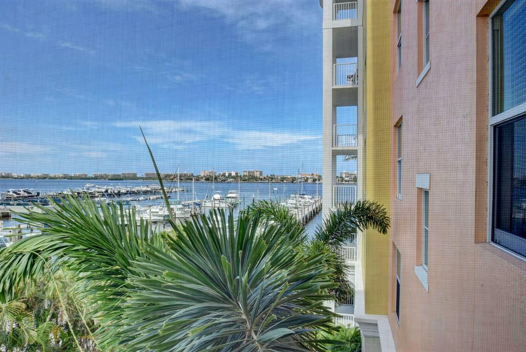 MOORINGS AT LANTANA CONDO 3 - Residential