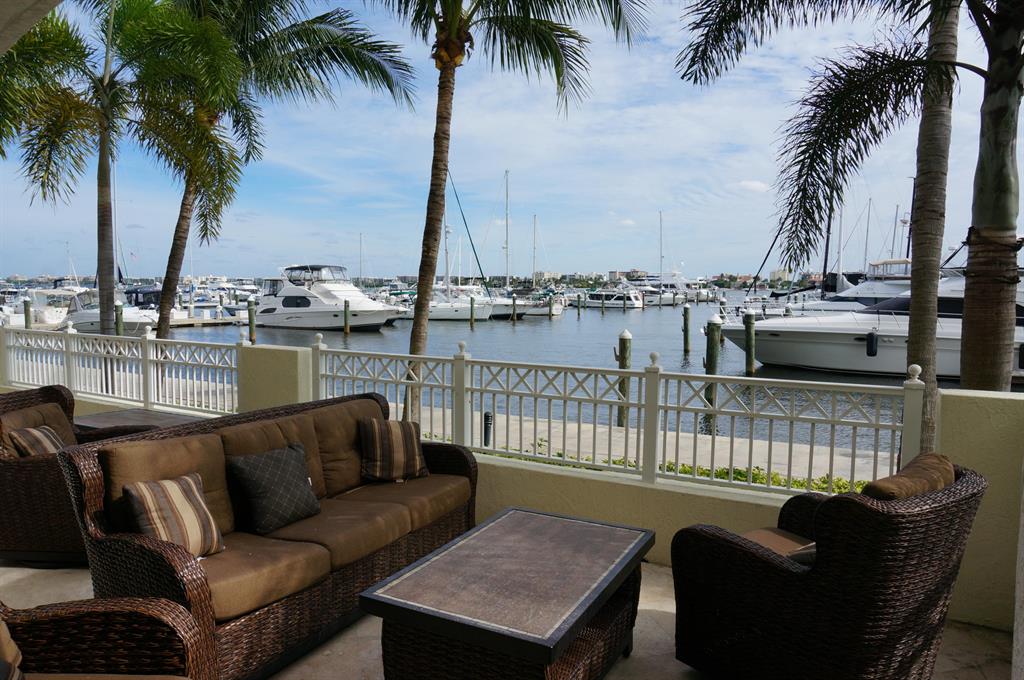 MOORINGS AT LANTANA CONDO 3 - Residential