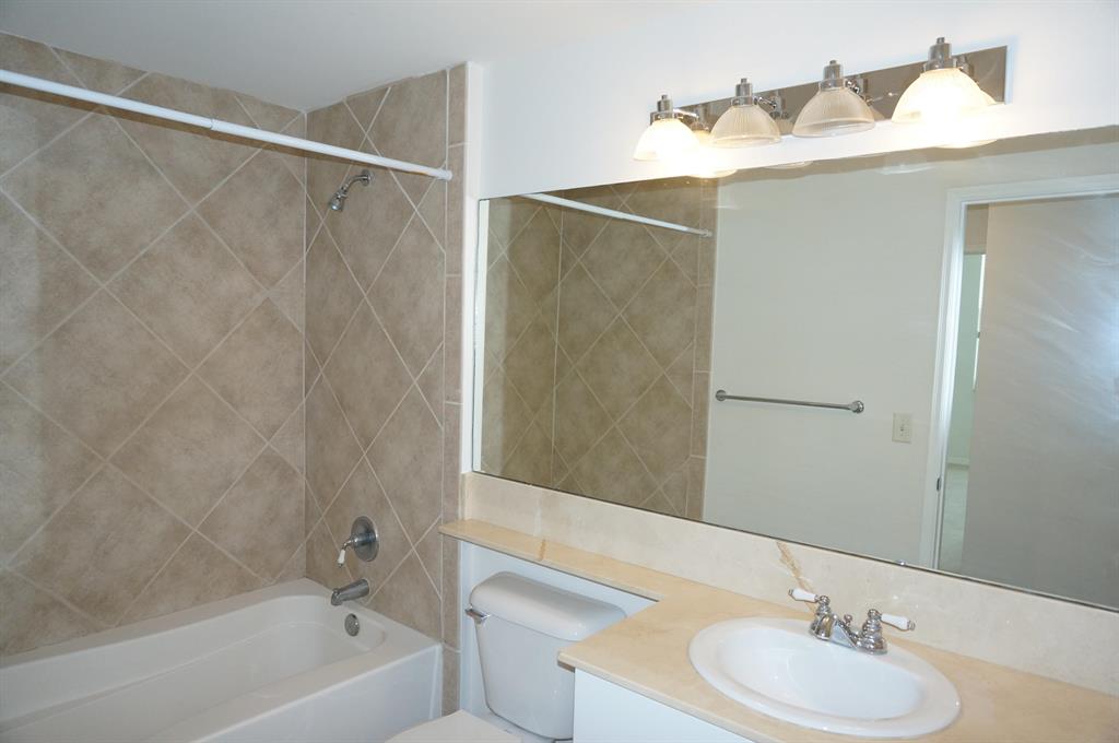 MOORINGS AT LANTANA CONDO 3 - Residential