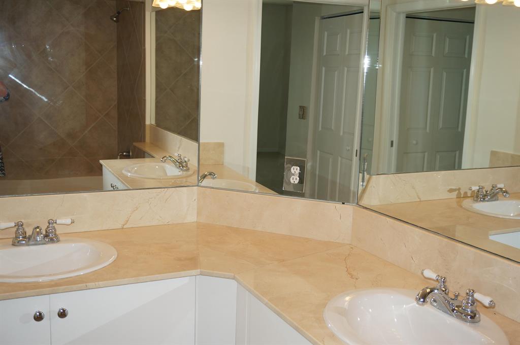 MOORINGS AT LANTANA CONDO 3 - Residential