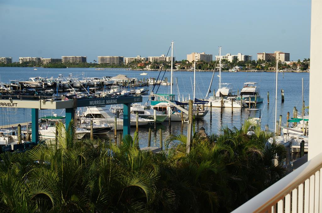 MOORINGS AT LANTANA CONDO 3 - Residential