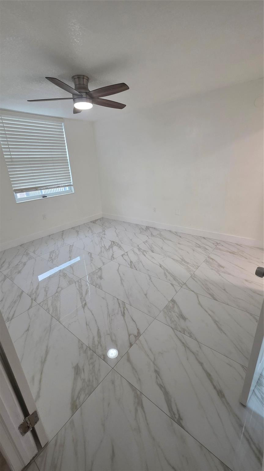 TREE GARDEN - Residential Lease