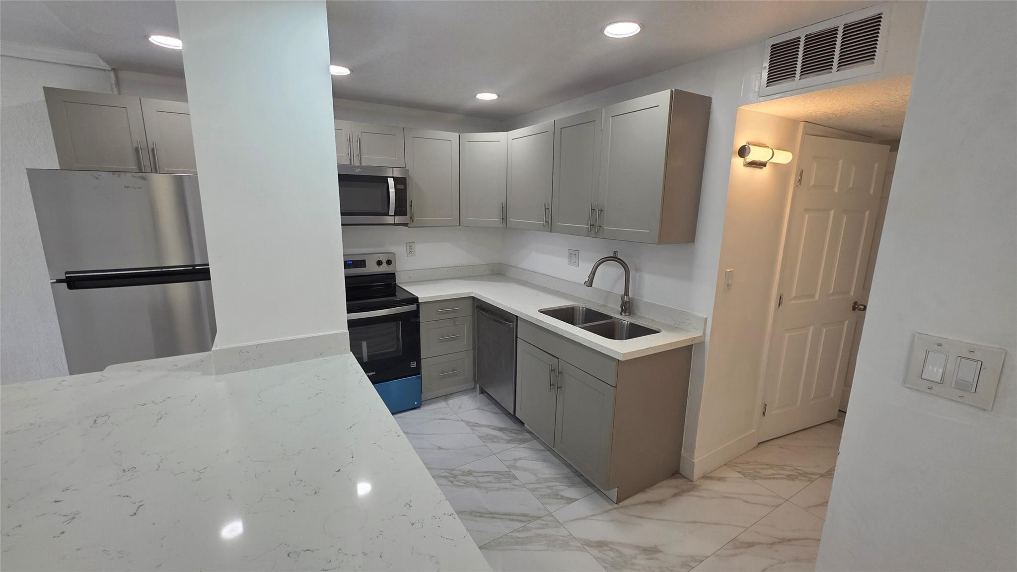 1758 NW 55 101