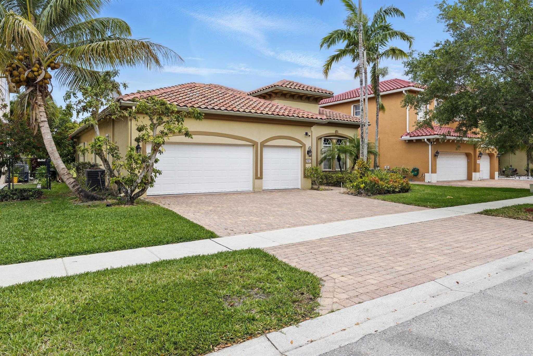 707 Cresta Circle