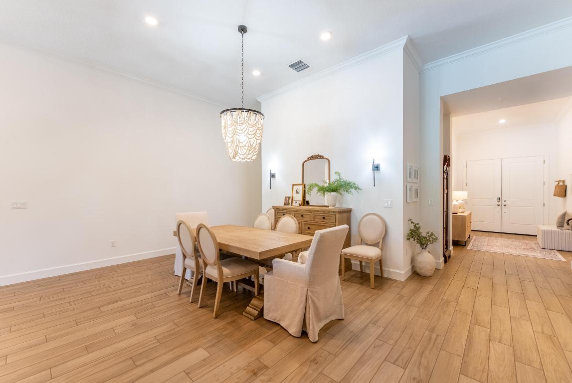 SONOMA ISLES - Residential