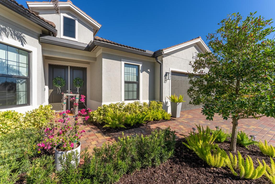 SONOMA ISLES - Residential