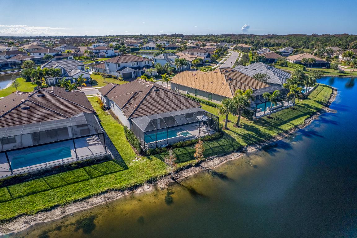 SONOMA ISLES - Residential