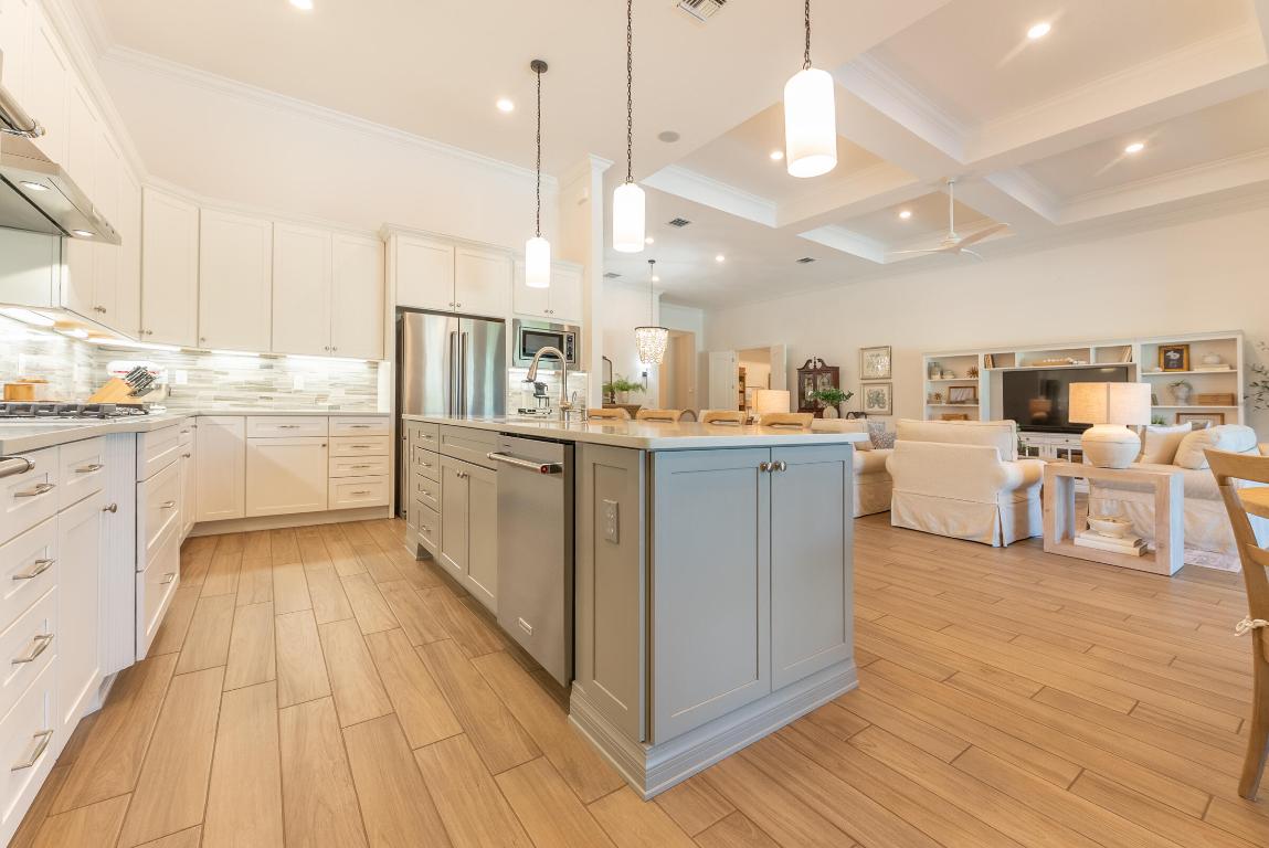 SONOMA ISLES - Residential