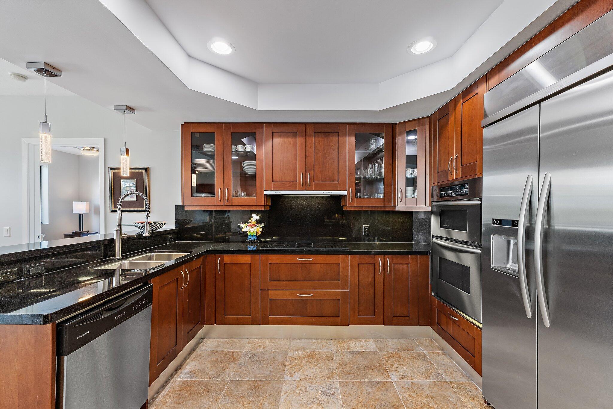 LANDMARK AT THE GARDENS - Residential