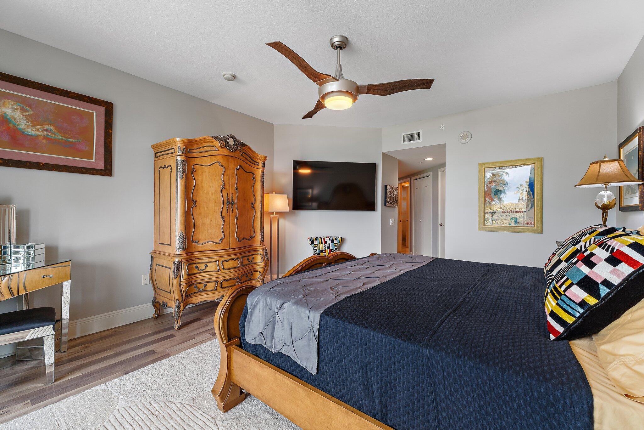 LANDMARK AT THE GARDENS - Residential