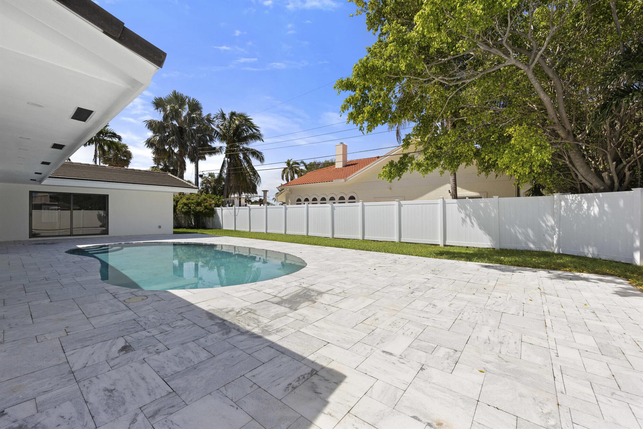 VENETIAN ISLES 3RD SEC - Residential