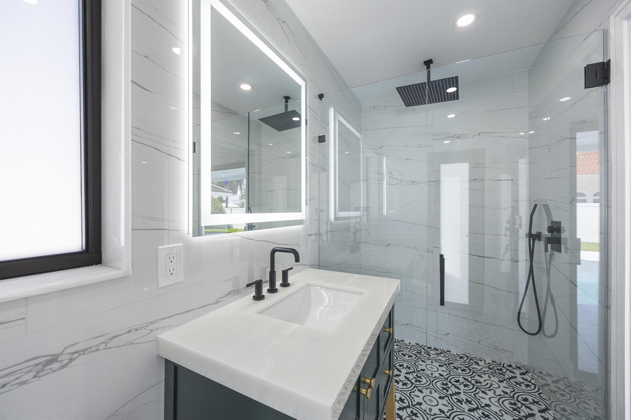 VENETIAN ISLES 3RD SEC - Residential