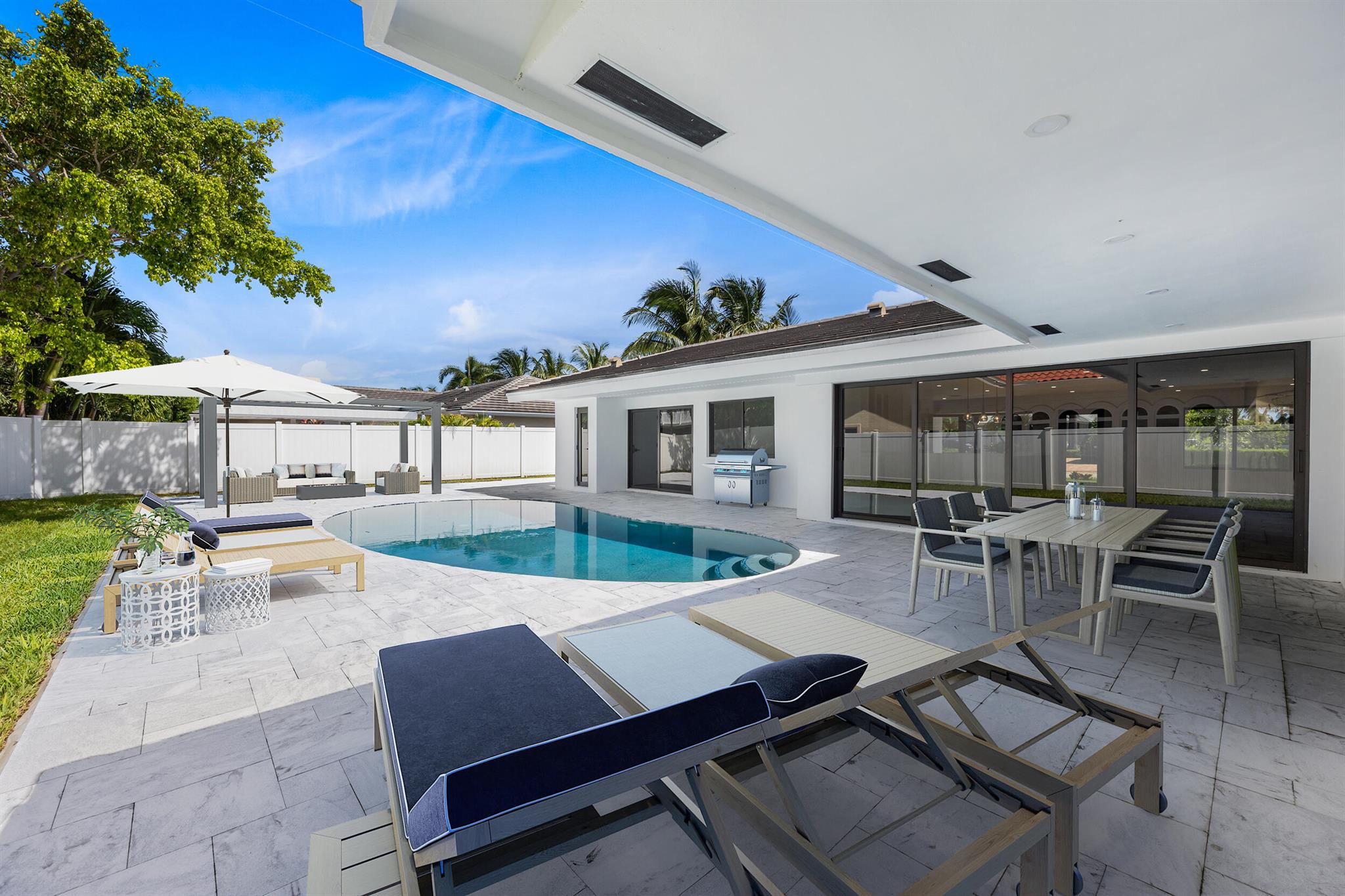VENETIAN ISLES 3RD SEC - Residential
