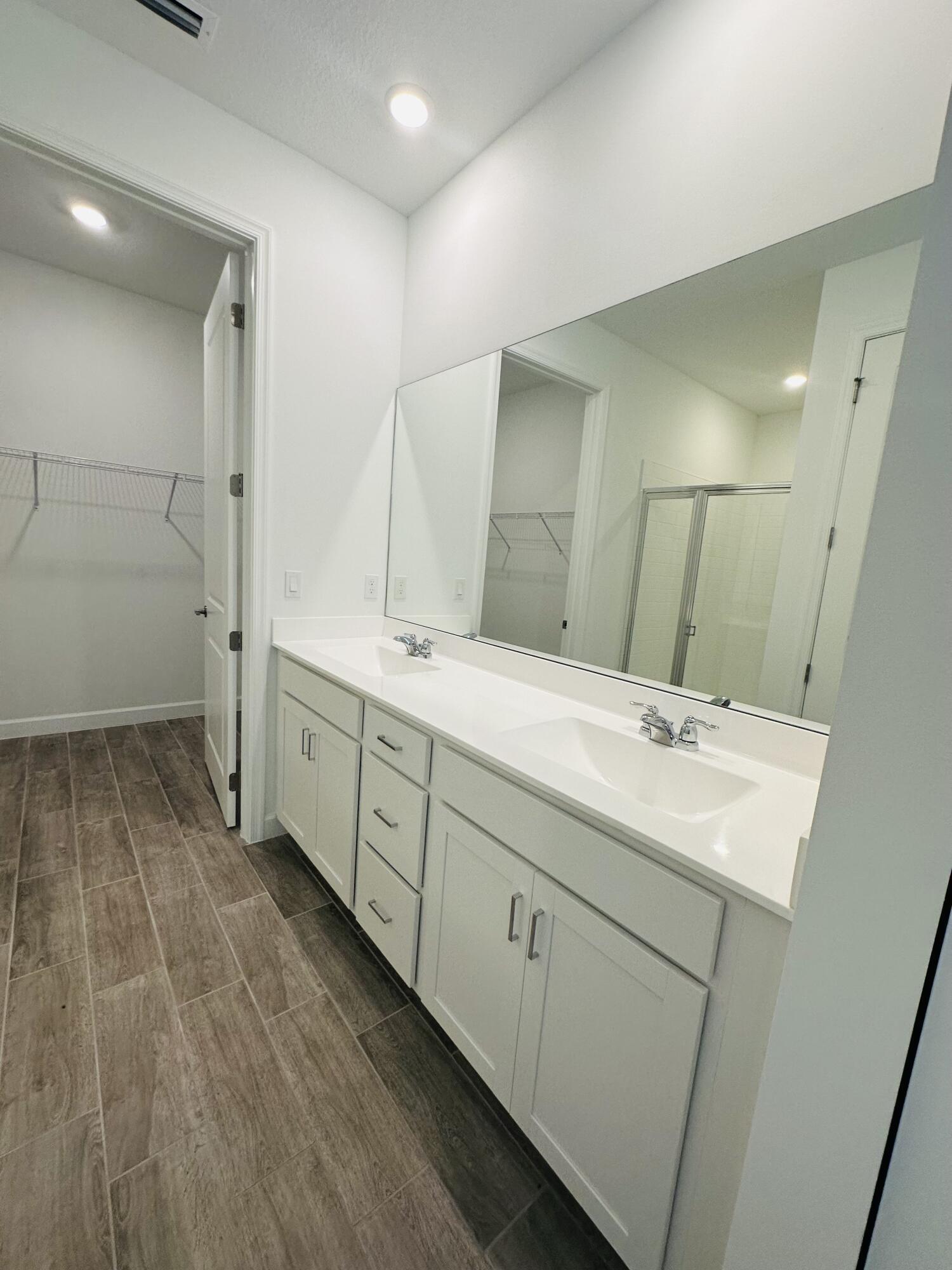 DELRAY TRAILS AT VILLA DELRAY PUD - Residential Lease