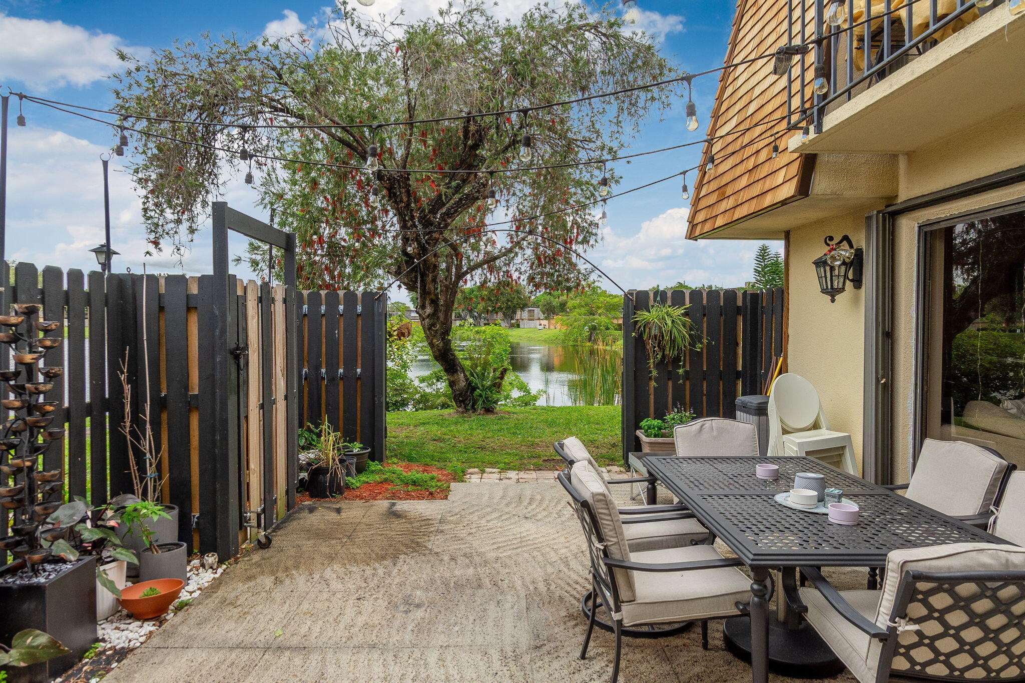 LAKEWOOD OF PALM SPRINGS - Residential