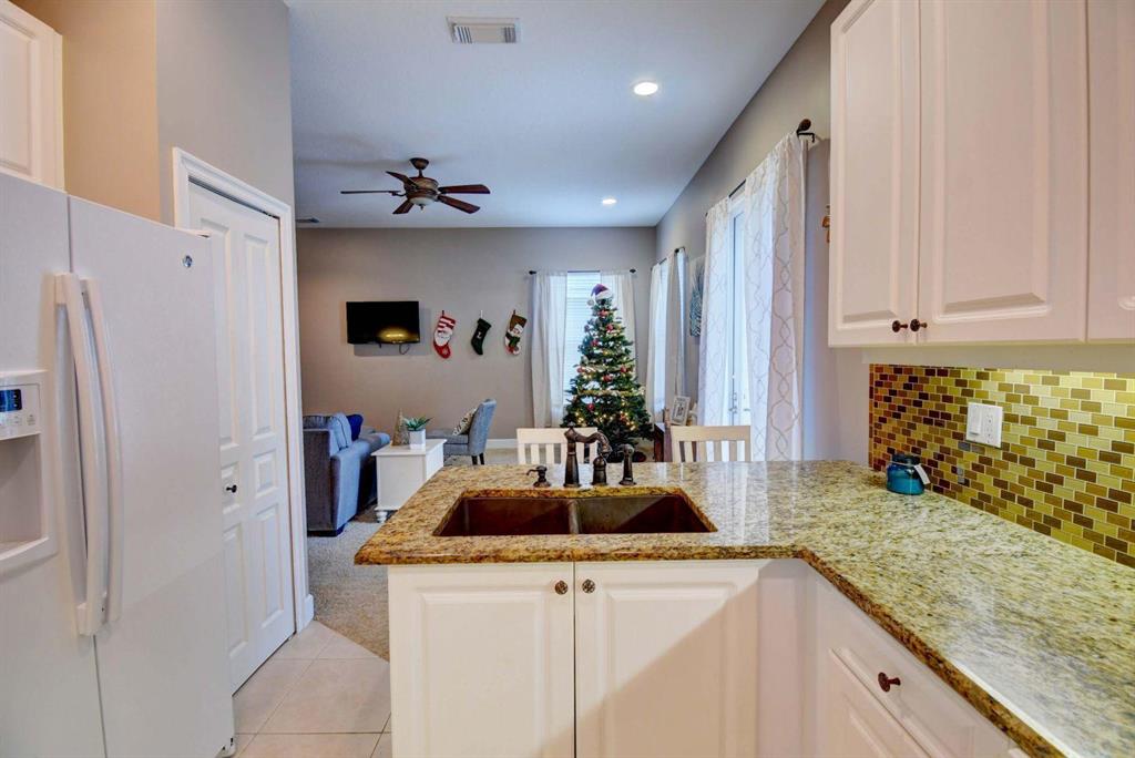 RIVER PLACE ON THE ST LUCIE NO 3 - Residential