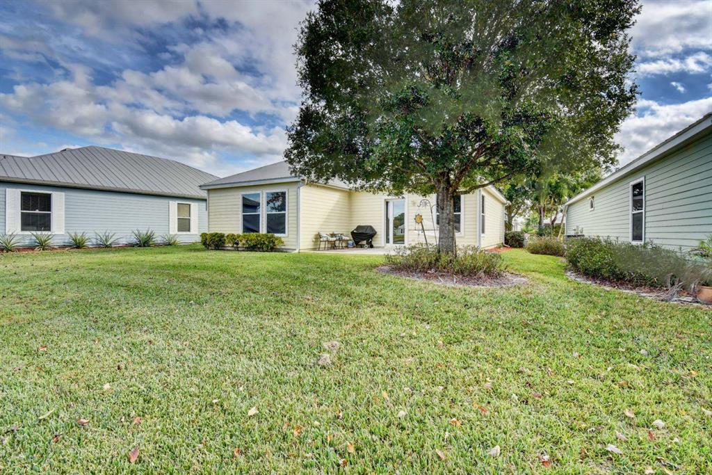 RIVER PLACE ON THE ST LUCIE NO 3 - Residential