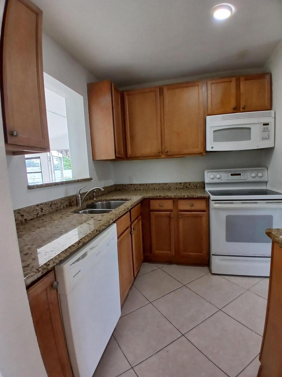 RIVER PARK UNIT 5 - Residential