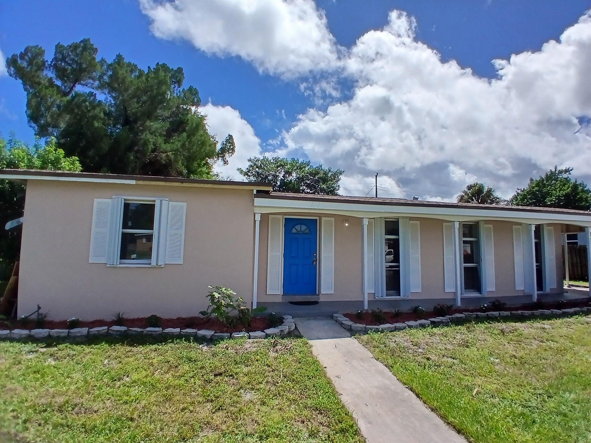 Welcome to your next home, perfectly located in a desirable area of Port St. Lucie! Just steps away from Wawa, Dollar Tree, and beautiful local parks, this property offers convenience and comfort in one.This cozy home features a a brand new roof and fenced in backyard, giving you privacy and space to relax, entertain, or create your dream outdoor retreat. Inside, you'll find a warm and inviting layout that is move-in ready yet full of potential to be personalized and truly made your own.Priced at under $300K, this gem won't last long! Whether you're a first-time homebuyer, downsizing, or looking for an investment opportunity, this is the perfect chance to own a piece of Port St. Lucie in a prime location.✨ Don't wait--schedule your showing today before it's gone!