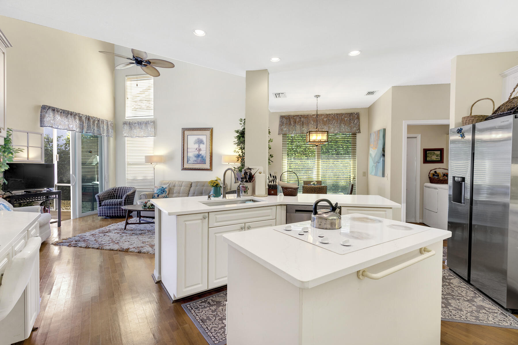 12841 Oak Knoll Drive