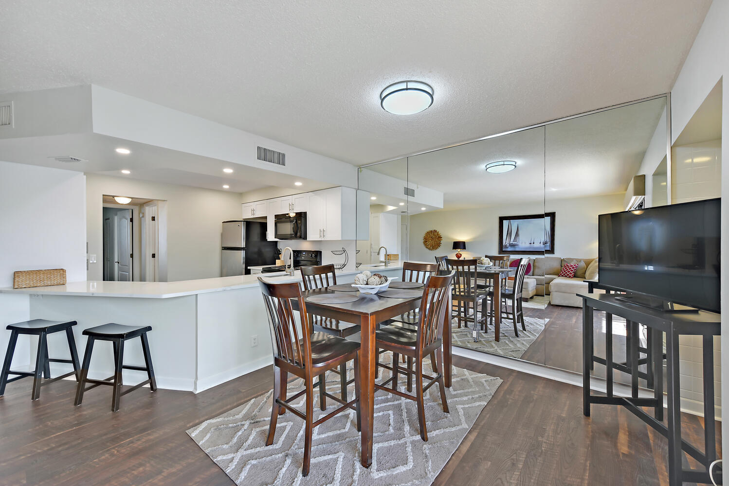 SEA RISE CONDO - Residential Lease