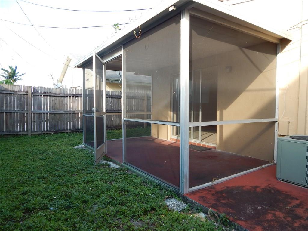 West Deerfield Beach 42-4 - Residential