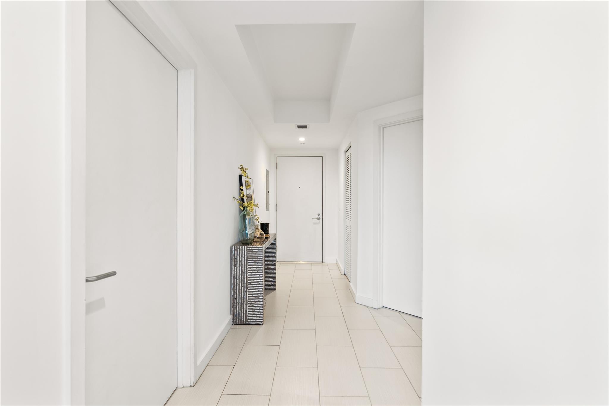 4250 Biscayne Blvd 402