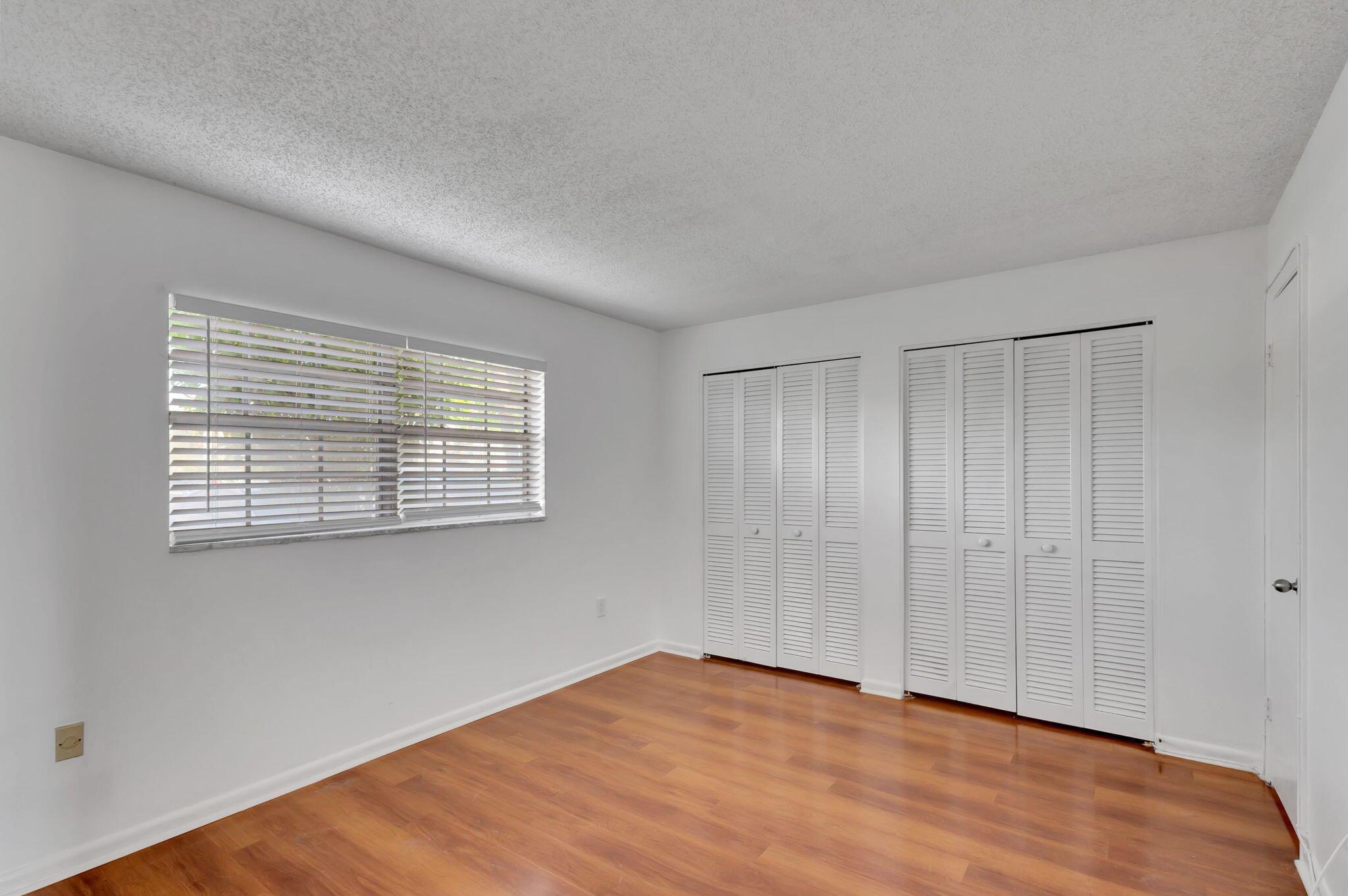 Dolphin Point / WILSHIRE - Residential