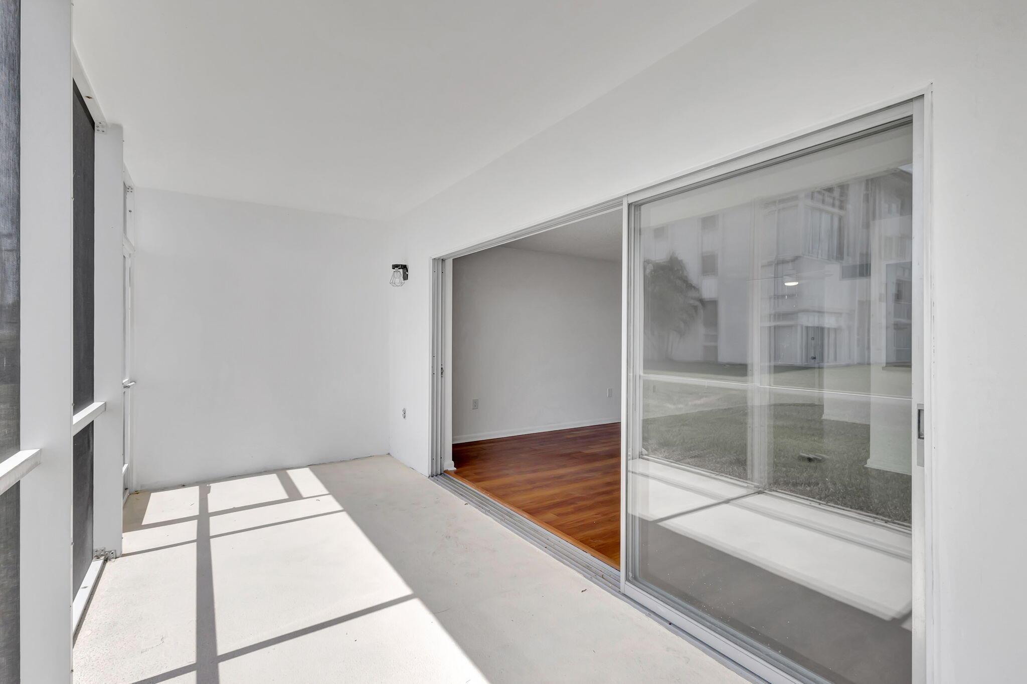 Dolphin Point / WILSHIRE - Residential