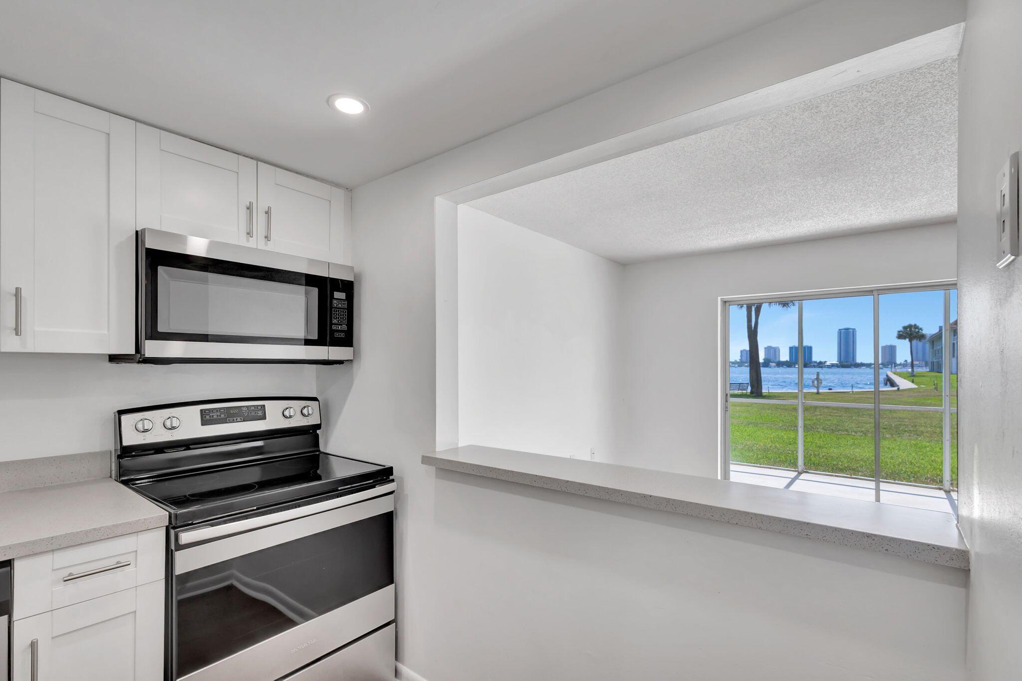 Dolphin Point / WILSHIRE - Residential