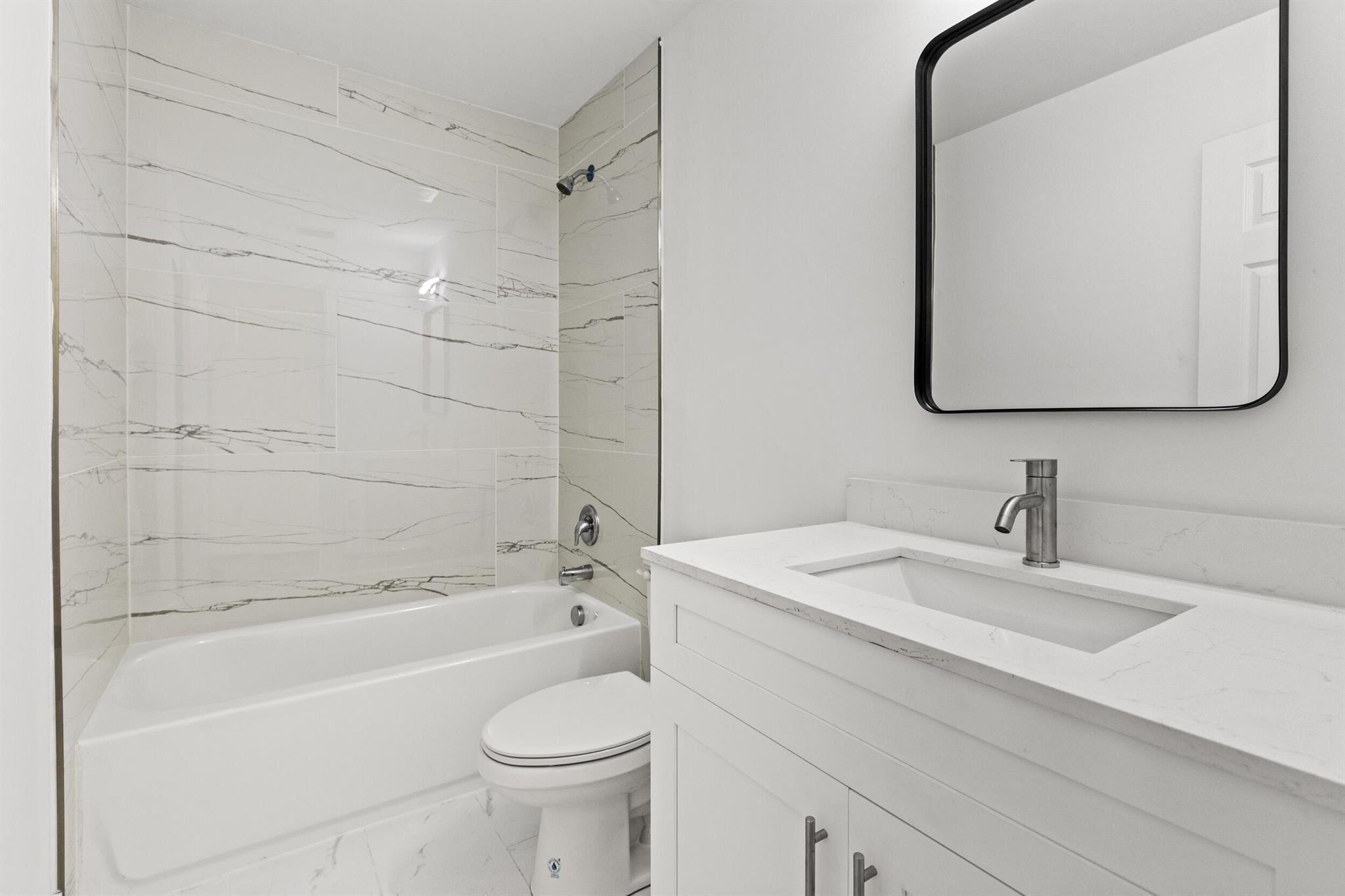 PORT ST LUCIE SECTION 33 - Residential Lease
