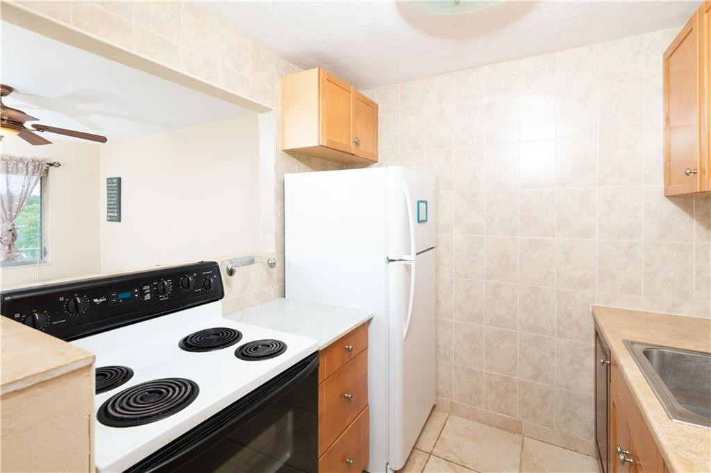 COLONY TERRACE APTS CO-OP - Residential Lease