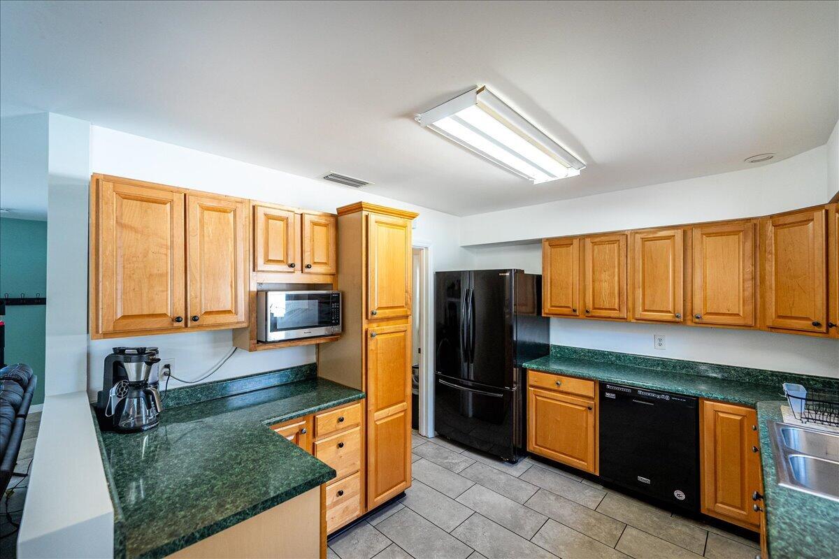 RIVER PARK UNIT 5 - Residential