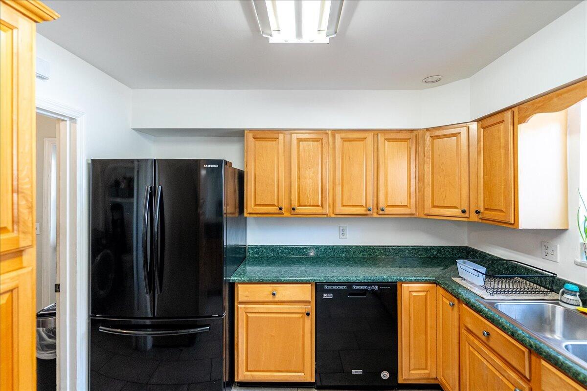 RIVER PARK UNIT 5 - Residential