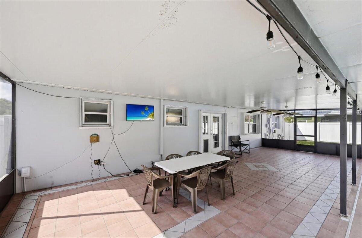 RIVER PARK UNIT 5 - Residential