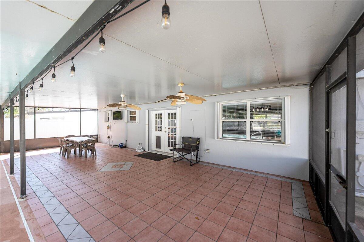 RIVER PARK UNIT 5 - Residential