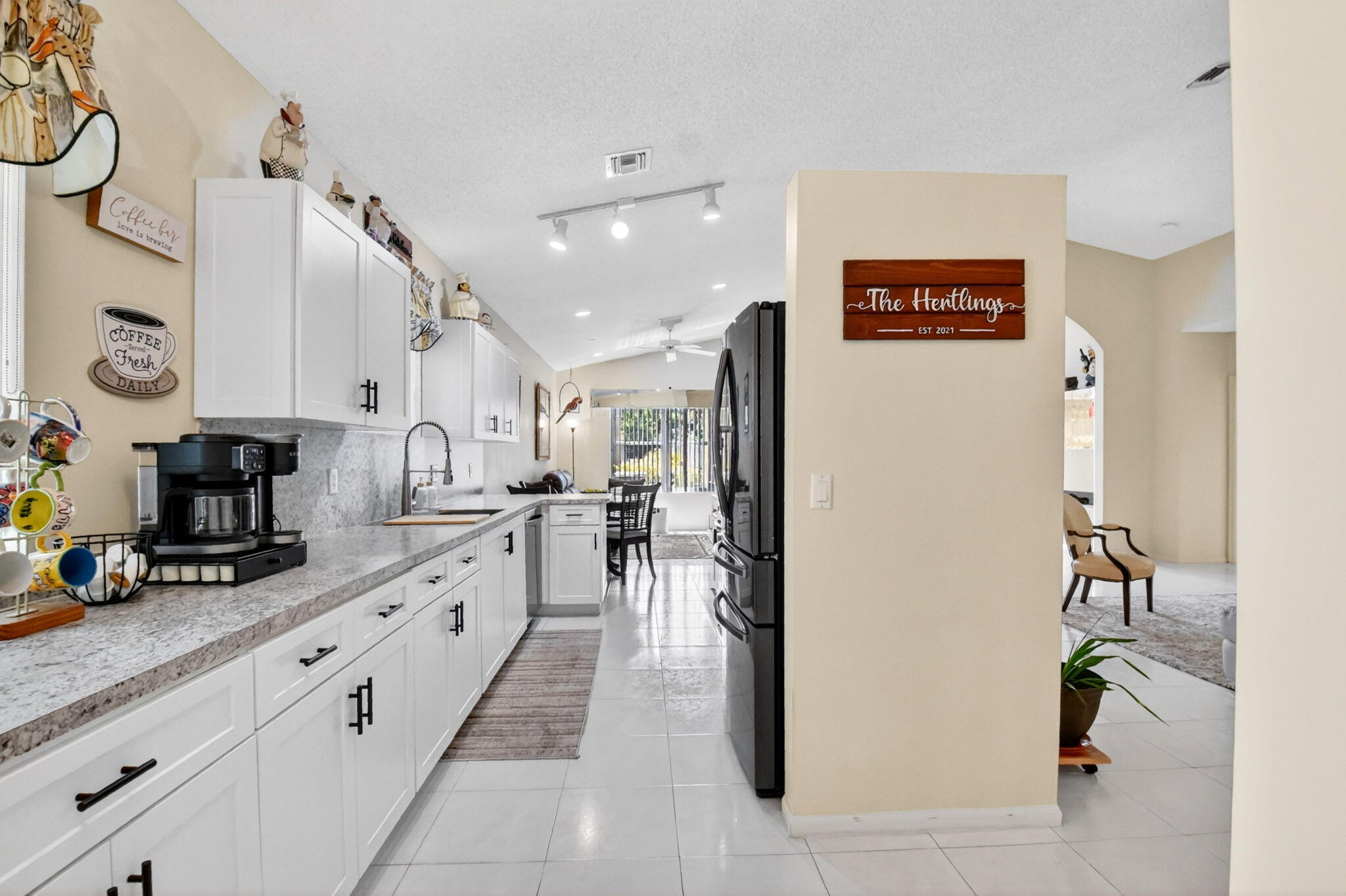 INDIAN HILLS 2 - Residential