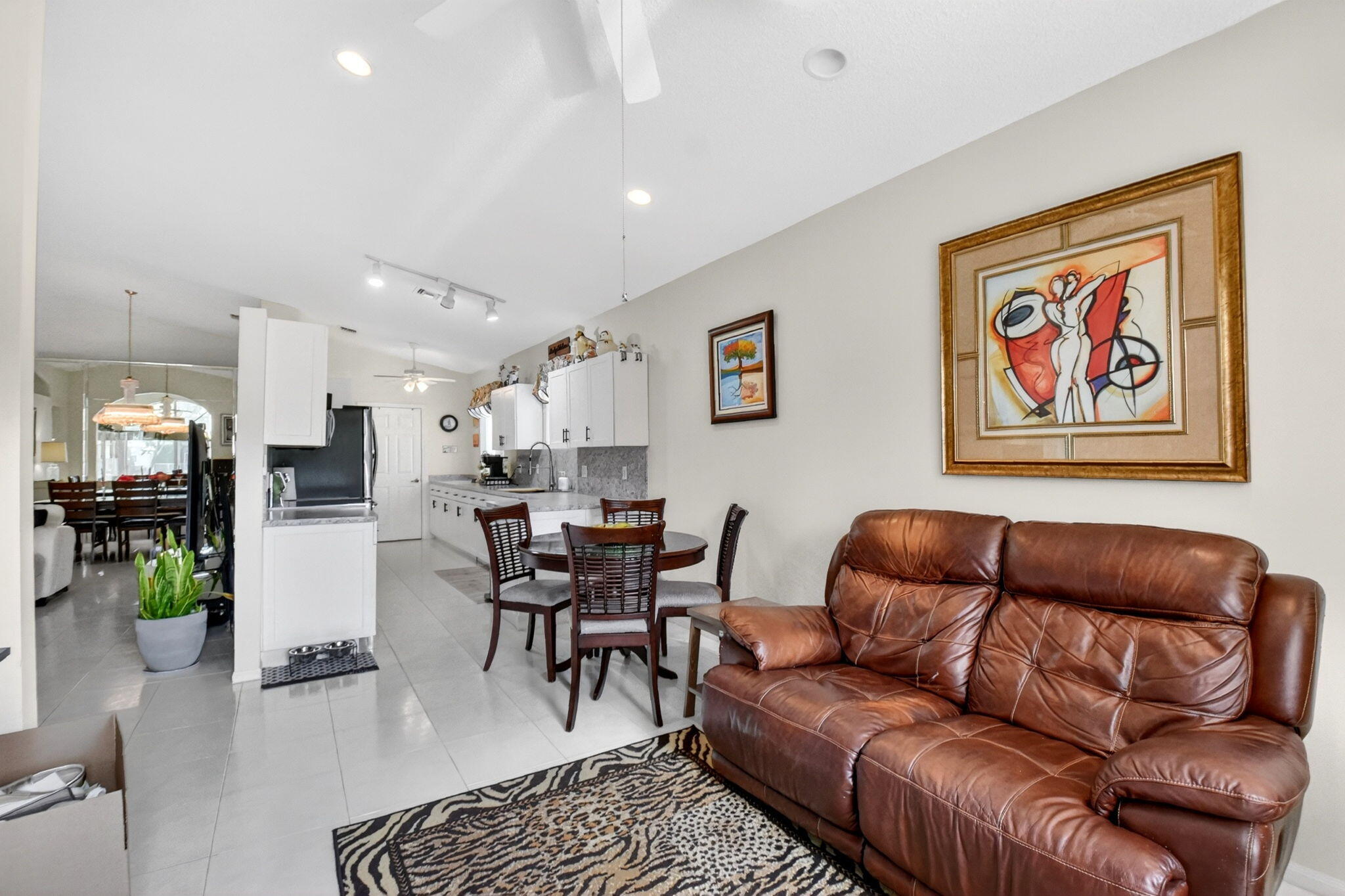 INDIAN HILLS 2 - Residential