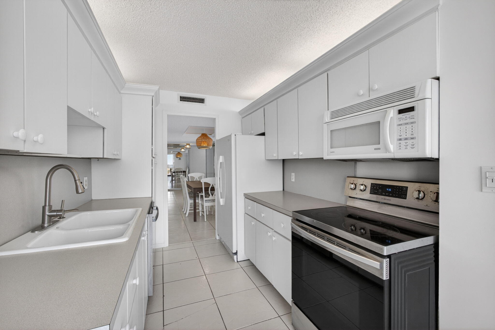 COTE D AZUR CONDO - Residential