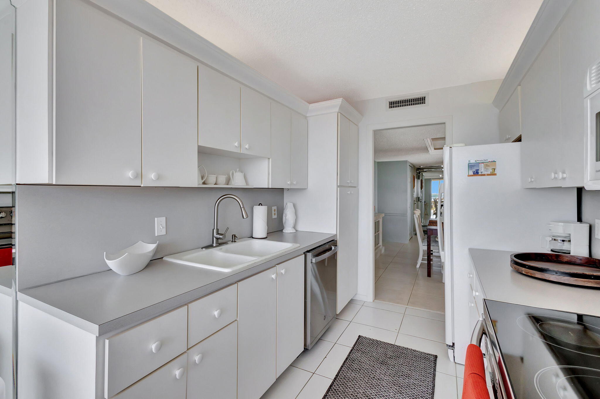 COTE D AZUR CONDO - Residential