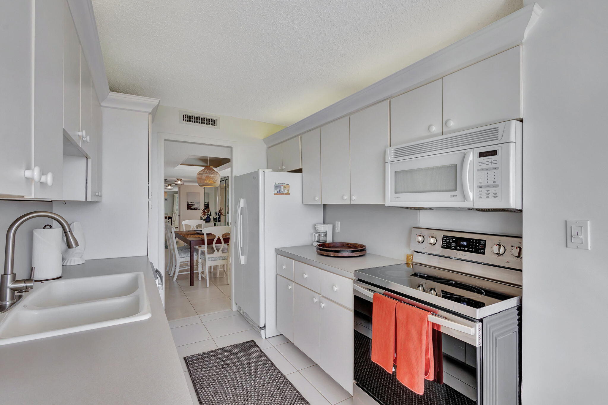 COTE D AZUR CONDO - Residential